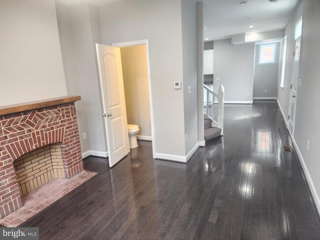 Building Photo - 1827 McCulloh St