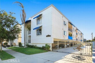 Building Photo - 285 S Sierra Madre Blvd