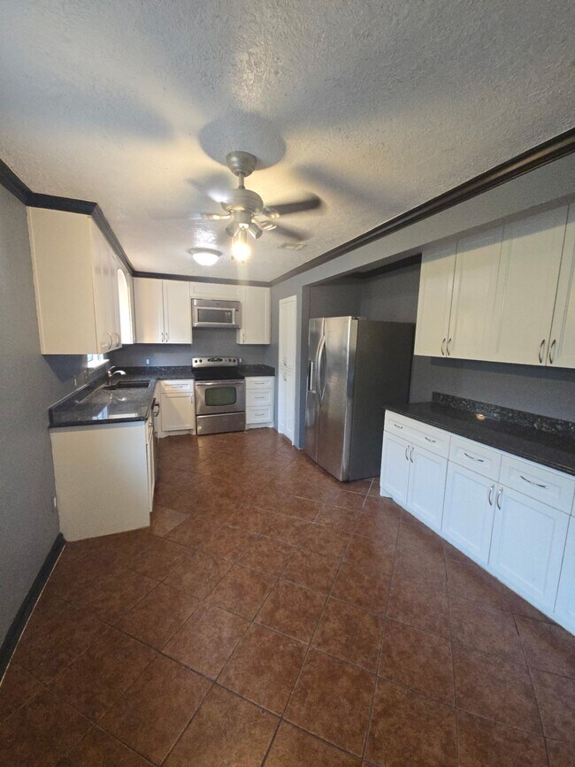 Foto del edificio - 10014 Carlow Ln