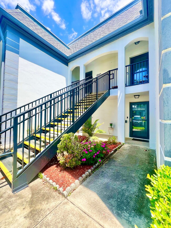 Photo - 1277 McMullen Booth Rd Apartment