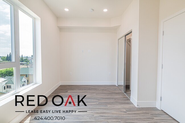 Foto del edificio - 1037 Dewey Ave
