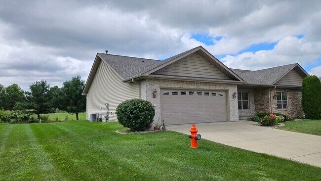 Foto del edificio - 801 Veterans Ln