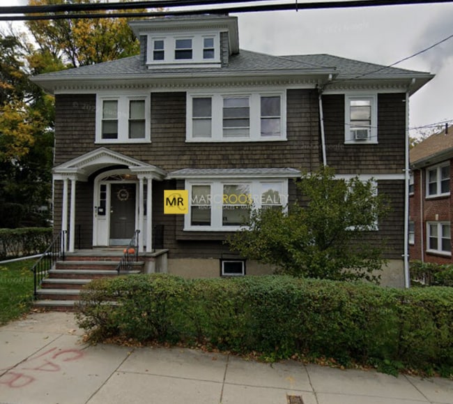 Building Photo - 289 Foster St