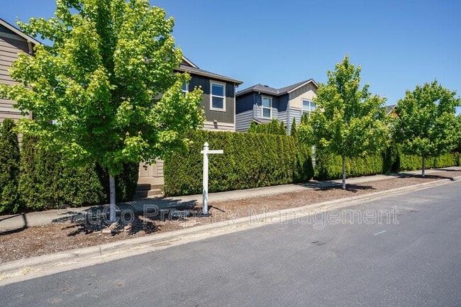 Building Photo - 2973 25th Ave