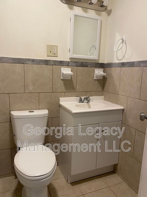 Foto del edificio - 272 Lawrenceville St