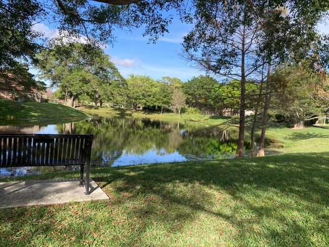 Foto del edificio - 2311 23rd Ln