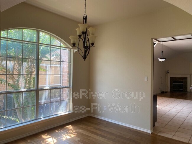 Foto del edificio - 3657 Blue Spruce Dr