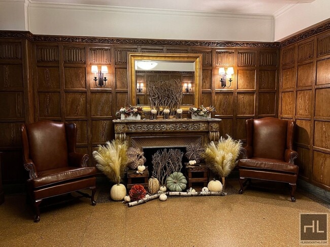 Foto del edificio - EAST 10 STREET