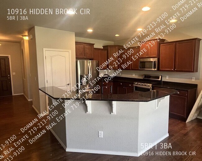 Foto del edificio - 10916 Hidden Brook Cir