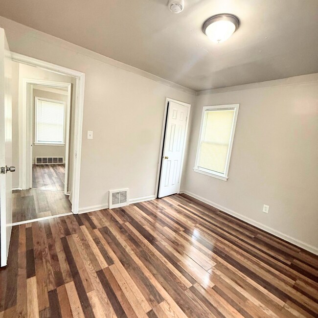 Foto del edificio - 9043 Westwood St