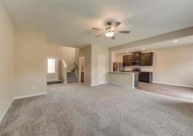 Foto del edificio - 296 Wandering Stream Way