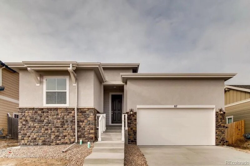 Foto principal - 82 Homestead Way