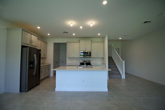 Foto del edificio - 14050 SW Thorens Dr