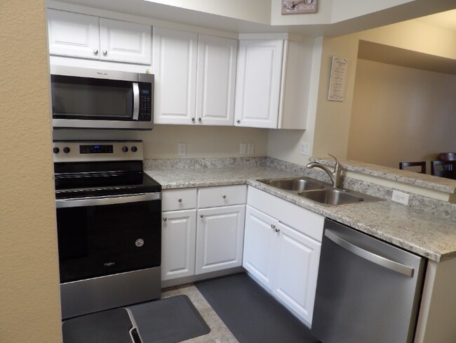 Building Photo - 4246 Charleston Dr