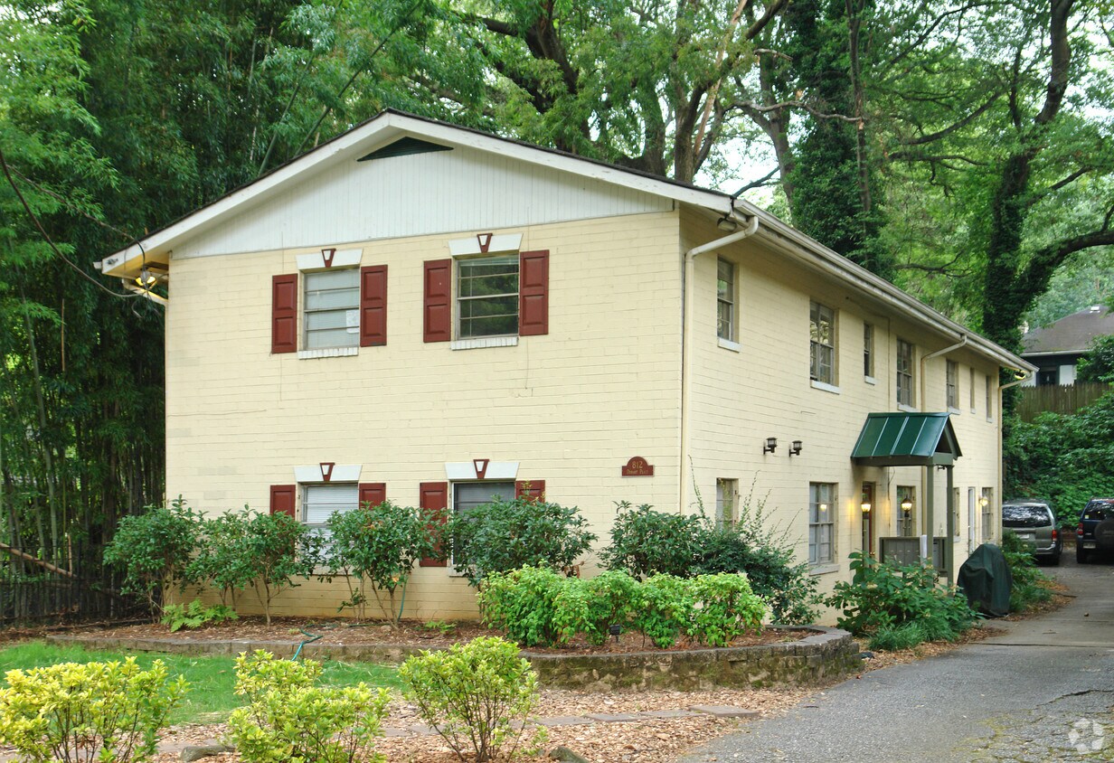 Foto principal - 812 Durant Pl