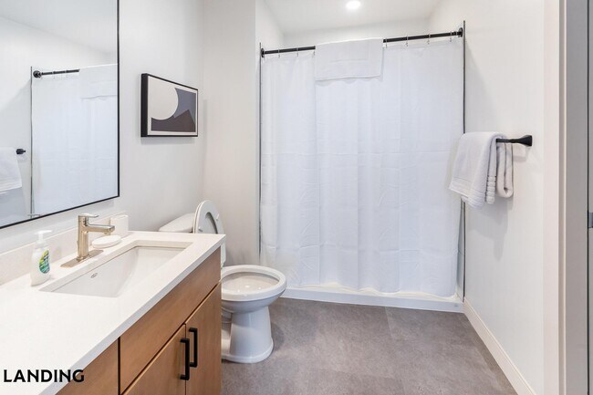 Foto del edificio - 5000 Euclid Ave