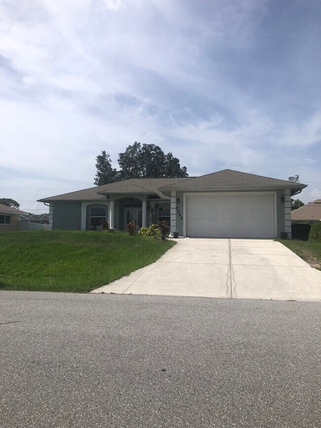 Foto del edificio - 7252 Perennial Rd