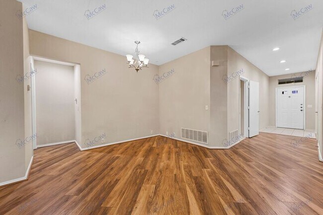 Foto del edificio - 2316 Breanna Way