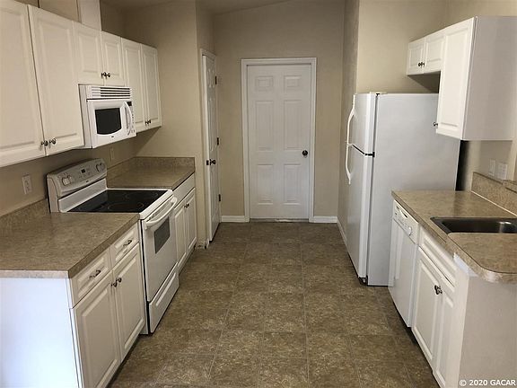 Building Photo - 2873 NW 22nd Dr, Gainesville, FL 32605