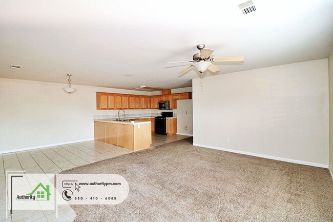 Building Photo - 22371 Rio Alto Dr