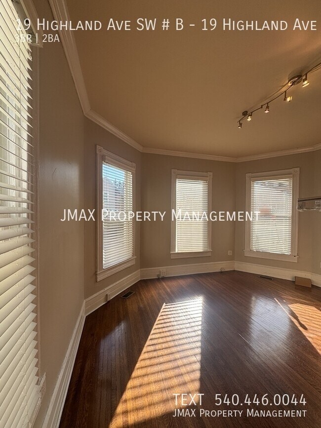 Building Photo - 19 Highland Ave SW