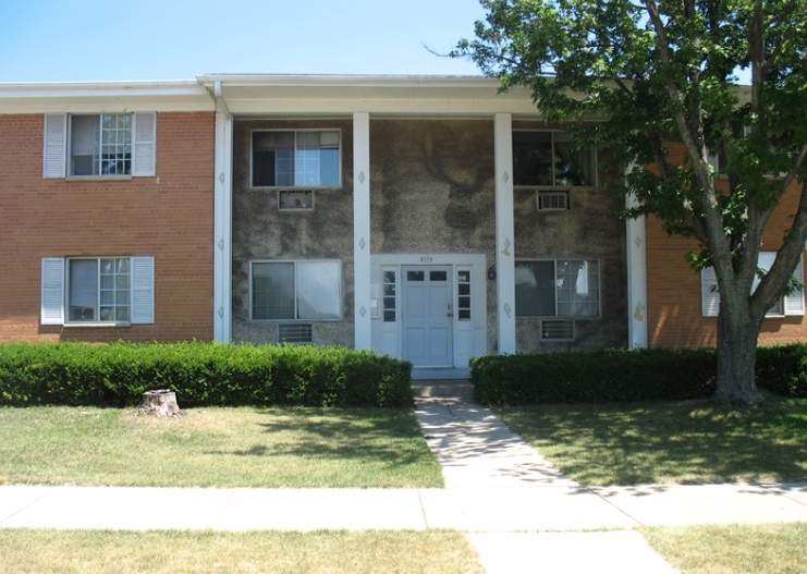 Primary Photo - Grant Court Apartments