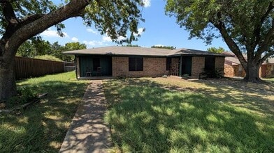 Building Photo - 3409 Jewel St