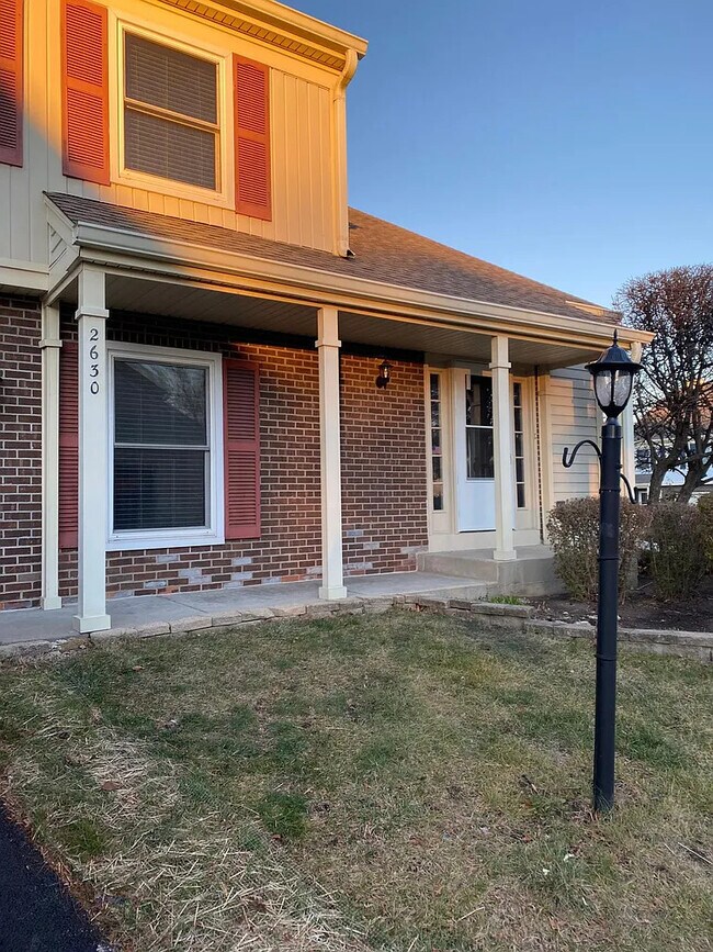 Foto del edificio - 2630 College Hill Cir