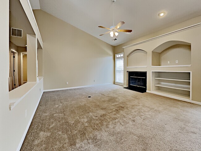 Building Photo - 2916 Dunlin Court