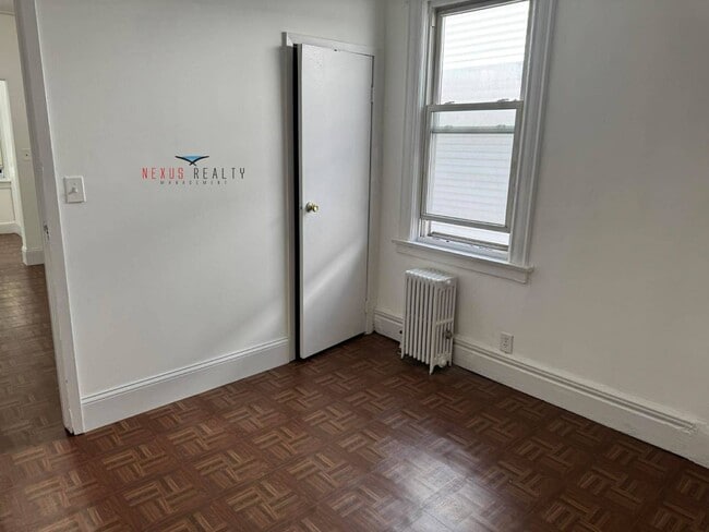 Foto del edificio - 90-58 51st Ave