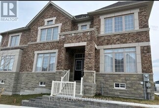 Building Photo - 2407 Hibiscus Dr