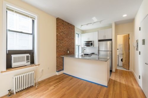 Foto del edificio - 128 E 97th St