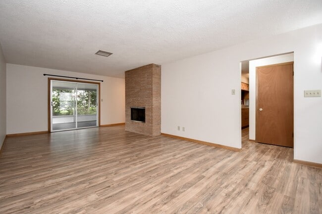 Building Photo - 3658 NW 40th Pl