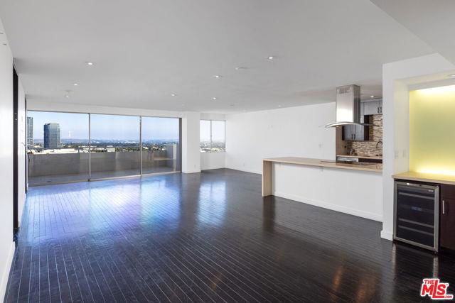 Building Photo - 865 Comstock Avenue Apt #18c, Los Angeles,...