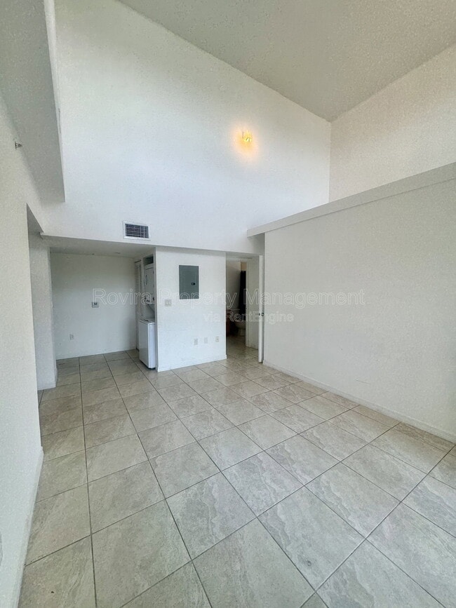 Foto del edificio - 498 SW 6th St