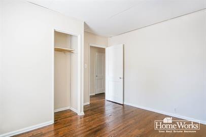 Building Photo - 266 N Kenmore St