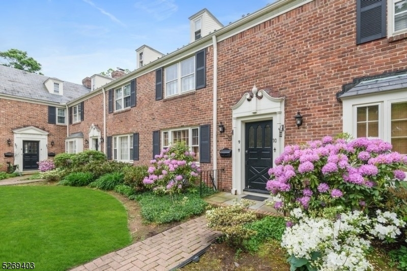 Foto principal - 260 Walnut St