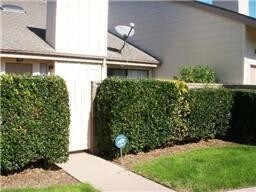 Primary Photo - 3210 Windchase Blvd