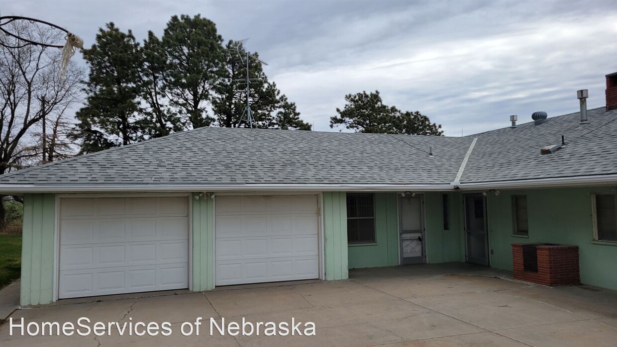 Foto principal - 3 br, 2 bath House - 1511 S 112 th St