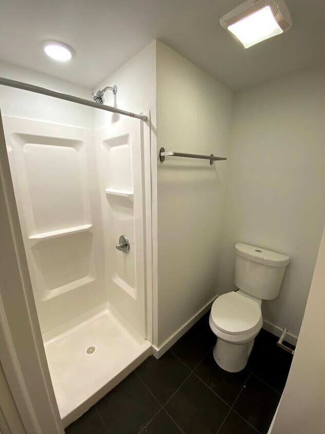 Photo - 1537 Cecil B Moore