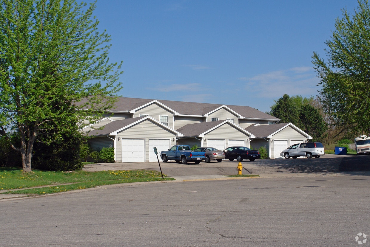 249259 Orth Dr, New Carlisle, OH 45344 Apartments in New Carlisle