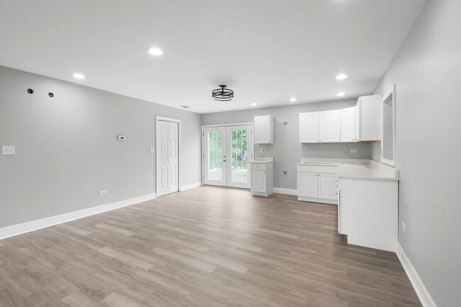Building Photo - 43 E 145th St