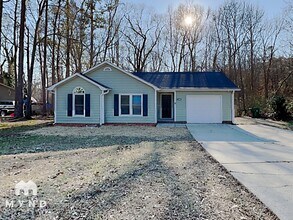 Building Photo - 1300 Newfound Hollow Dr