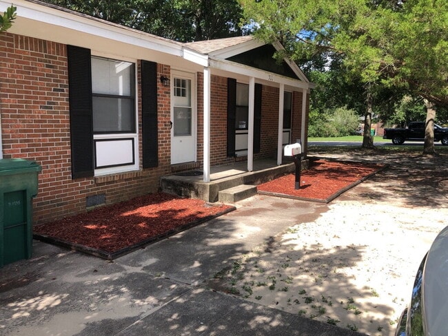 Building Photo - Beautiful corner lot home!