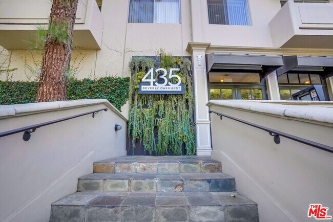 Foto del edificio - 435 N Oakhurst Dr