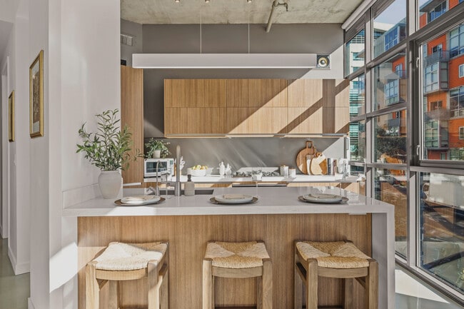 Foto del edificio - 1050 Island Ave