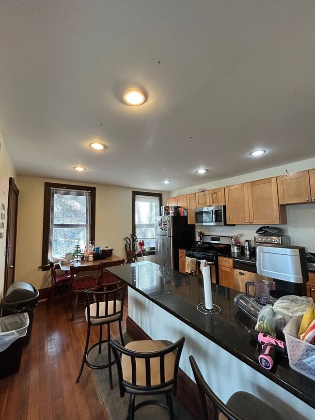 Photo - 170 St Alphonsus St Apartment