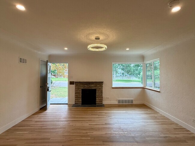 Foto del edificio - Beautifully remodeled mid-century modern home in Denver