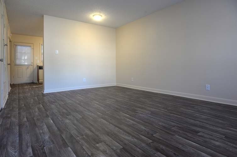 The Oaks Rentals in Macon at 2360 Tredway Dr Macon, GA