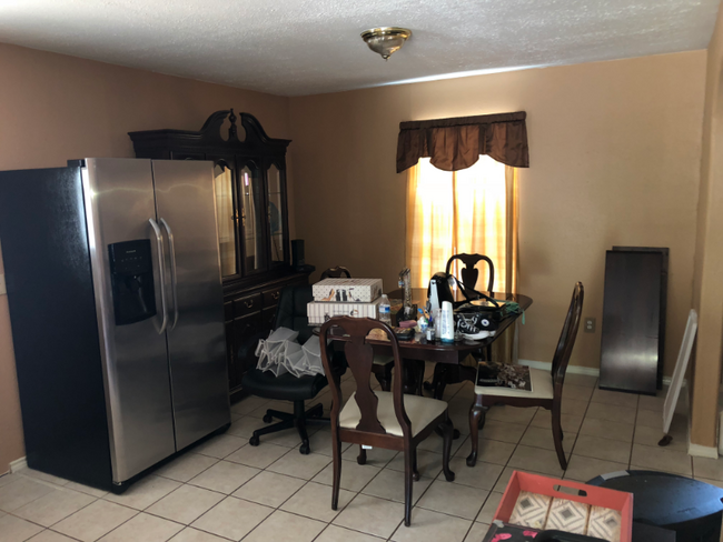 Building Photo - 279 Caddo